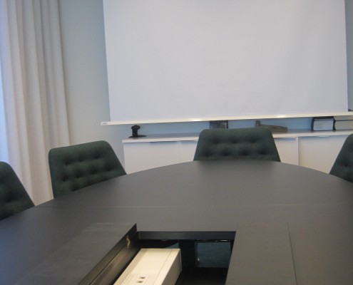 Konferensrum med Bordsbrunn Konferensrum med Bordsbrunn och annan AV-Utrustning